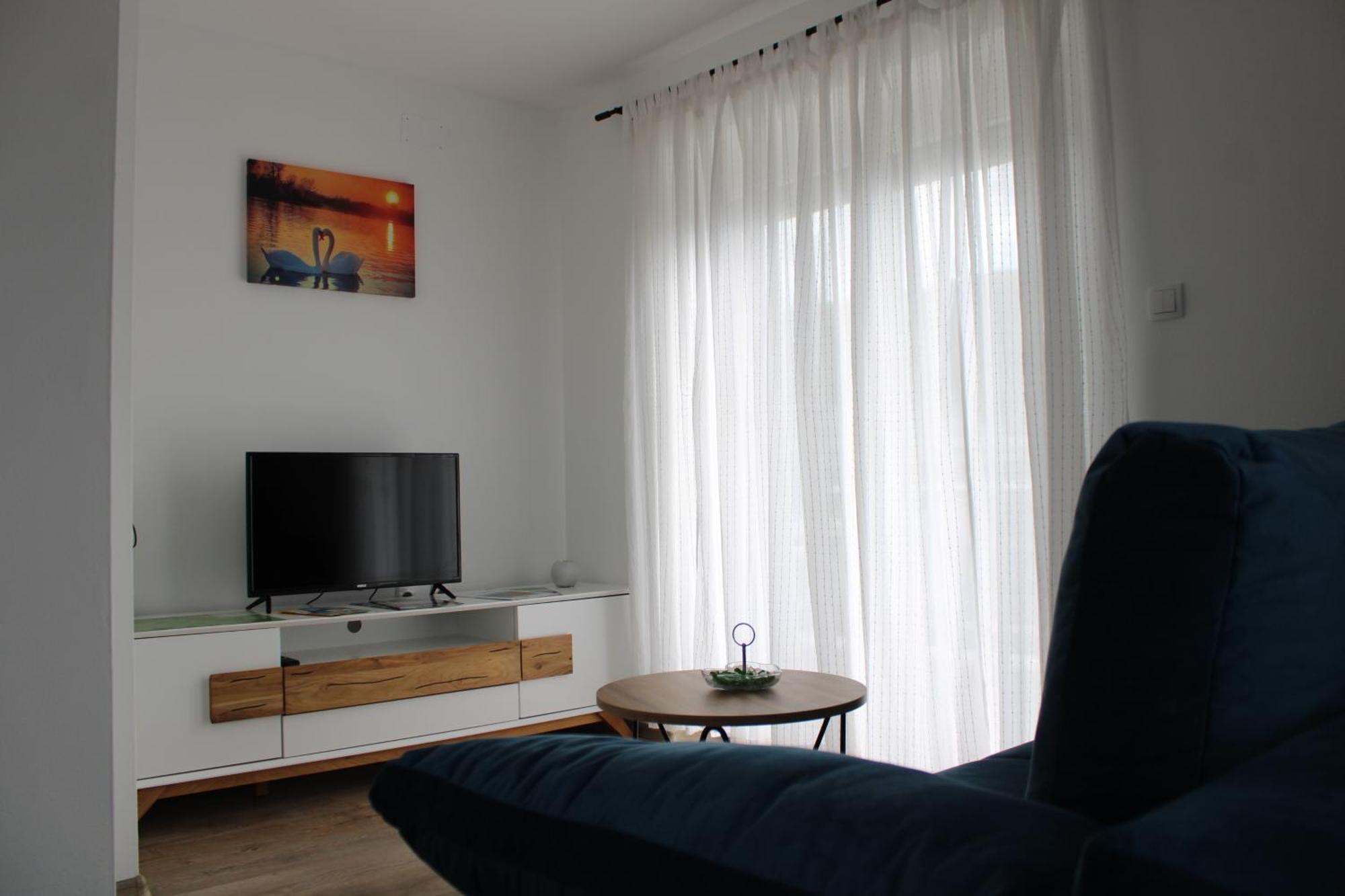 Apartman Swans Otočac Extérieur photo